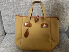 【お値下げ中】BRADY トートバッグ　A 4可　チャーム有のサムネイル