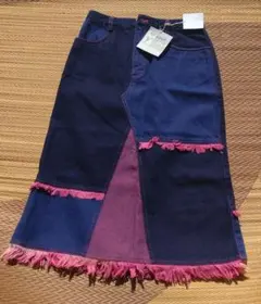 デニムロングスカート　W61　　　　　　　　　　 新品ですがフリンジ色褪せ有り