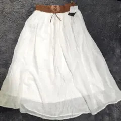 ホワイト ベルト付きフレアスカート Lサイズ