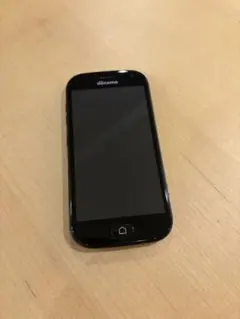 docomo らくらくスマートフォンme F-01L ブラックのサムネイル