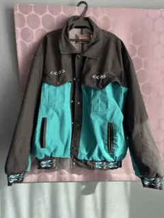 Item thumbnail for item 29520b26-1043-47f5-b46b-d45e3ef52d78