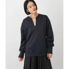 新品　キーネックウラケプルオーバー A part by アパートバイ ネイビー