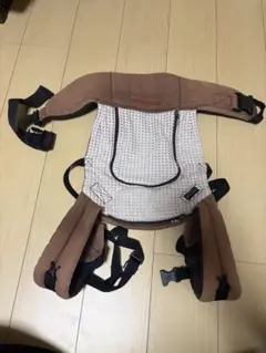 POGNAE 抱っこ紐 ブラウンのサムネイル