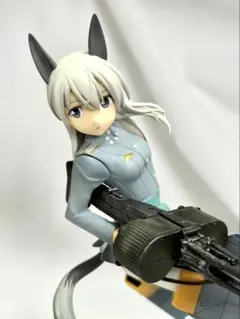 アルター エイラ 1/8 ストライクウィッチーズ2 フィギュア 箱無し 美品