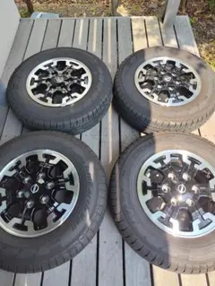 キャラバン　プレミアムgx　プロスタイル純正アルミホイール　１５インチ 美品 キャラバン プレミアムgx プロスタイル純正アルミホイール 15