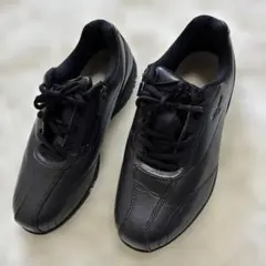 【美品】　Mizuno ミズノ　レディース　ウォーキングシューズ　23.5cm