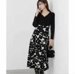 プロポーションボディドレッシング　フラワープリントワンピース