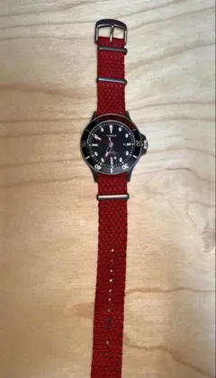 TIMEX クォーツ腕時計 レッドナイロンベルト 定価19800のサムネイル