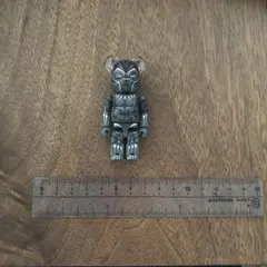ベアブリック インフィニティサーガ ブラックパンサー