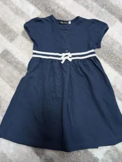 BeBe ネイビー 半袖ワンピース 110