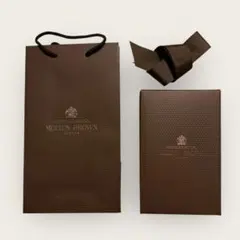 MOLTON BROWN ギフト用箱　ギフト　リボン　ショッパーのサムネイル