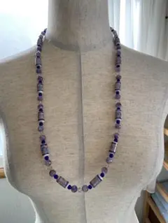 セール高品質　スワロフスキーと天然石と紫の装飾ビーズロングネックレス