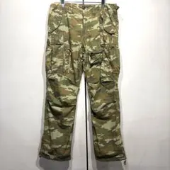 新品タグ付き fob factory エフオービー カモフラ カーゴパンツのサムネイル