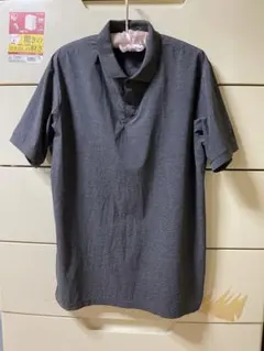 グレー ポロシャツ