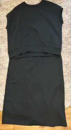 フェリシモ　リブインコンフォート　セットアップ　ダークグリーン　M