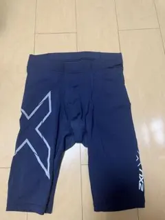 ショートタイツ　2XU　マラソン　Sのサムネイル