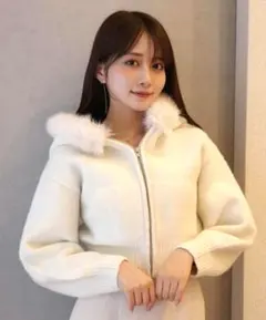 完売 SNIDEL ファーニットフーディ ショート