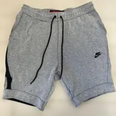 NIKE ナイキ　テックフリース　ハーフパンツ