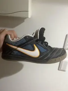 GATO NIKE フットサルシューズ ブラック ブルーのサムネイル