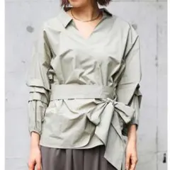 【美品】AMERI アメリ 袖ギャザー カシュクール ブラウス カーキ 緑のサムネイル