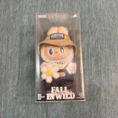 POPMART FALL IN WILD ぬいぐるみペンダント　ラブブ