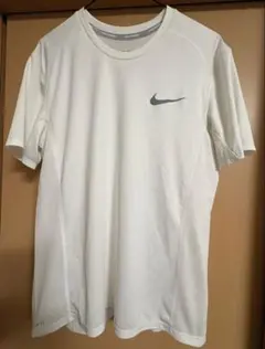 最終値下【格安】ナイキ トレーニングシャツ