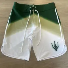 【新品未使用】FIED サーフパンツ26サイズ