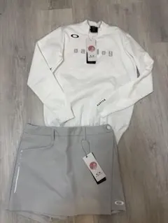 新品 Lサイズ オークリーゴルフ ニットモックネックシャツスカート