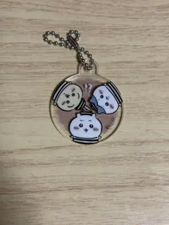 ちいかわ アクリルキーホルダー うさぎ ハチワレ