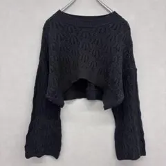 【YOUANCE】ユアンス　レース編み ブラック クロップドセーターのサムネイル