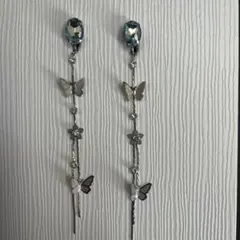 蝶と花のモチーフ ロングイヤリング