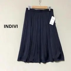 【新品】 INDIVI インディヴィ　プリーツスカート ブラック　40