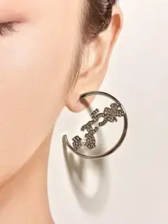 CCフープ型シルバー色ピアス