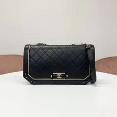 シャネル マトラッセ シングルフラップ ココマーク ラムスキン ショルダーバッグ