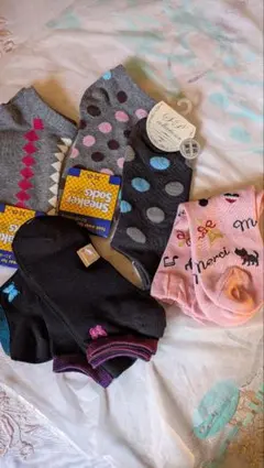 【新品7足】レディース ソックス 　　23-25cm目安対応