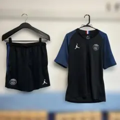 NIKE正規品 パリ・サンジェルマン ジョーダン 上下セットアップ サイズLのサムネイル