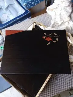 和菓子皿　漆器