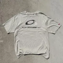 00s oakley tシャツ 立体ロゴ archive 袖赤タグ y2k 古着 - メルカリ