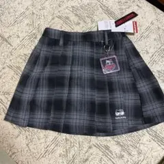 新品、タグ付き JESSY LOGAN キティ　プリーツスカート 140