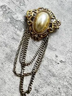 【昭和レトロ】ゴールドブローチ　パール装飾