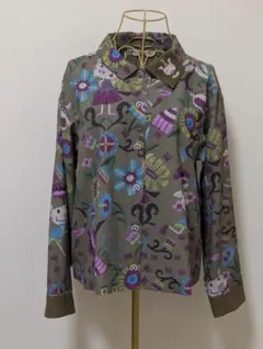 美品 アルベロベロ ぶたさん総柄ブラウス クロスステッチ風 洗える Mサイズ