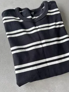 ユニクロ　デザイン　ボーダー　長袖Tシャツ　メンズ　レディース