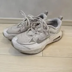 Nike Air Max ホワイトスニーカー　23.0