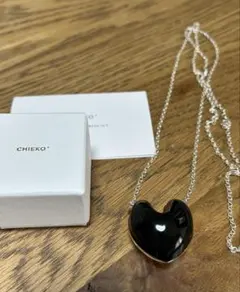 ★CHIEKO+ ★ハートロングネックレス★ブラック×シルバーのサムネイル