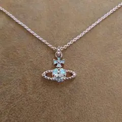 Vivienne Westwood ペンダントネックレス ピンクゴールドのサムネイル