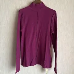 ハイネック Tシャツ