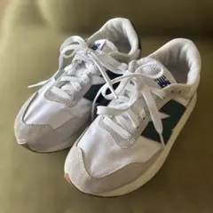 最終値下げ‼️New Balance スニーカー 237