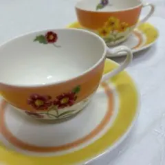 イブサンローラン　花柄　ティーカップ&ソーサー　2セット