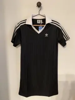 『新品タグ付』adidas Originals Vネックワンピース Mサイズ