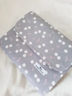 整理価格 ハンドメイド☆さくらんぼ柄 母子手帳ケース マルチケース